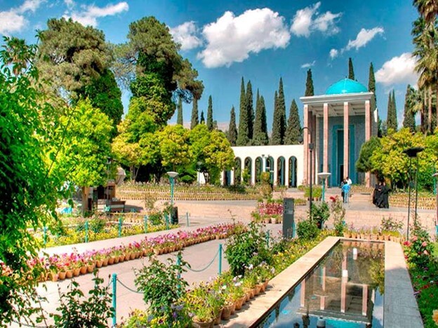 چطور از شیراز به تهران ارزان سفر کنیم؟