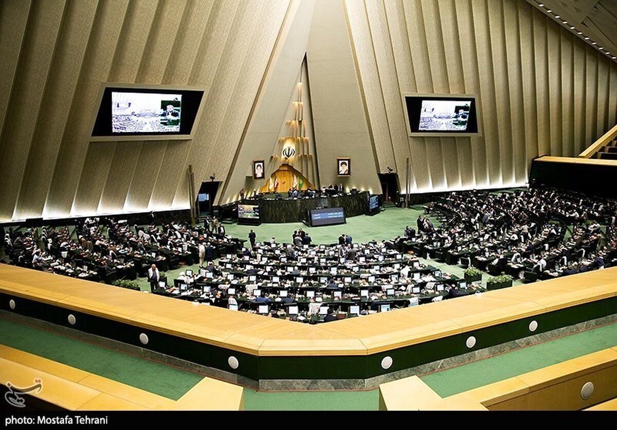 مجوز مجلس برای جابه جایی ۹۵ همت؛ مطالبات فرهنگیان بازنشسته پرداخت می‌شود