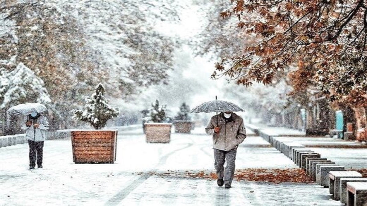 کشور درگیر برف و باران می‌شود