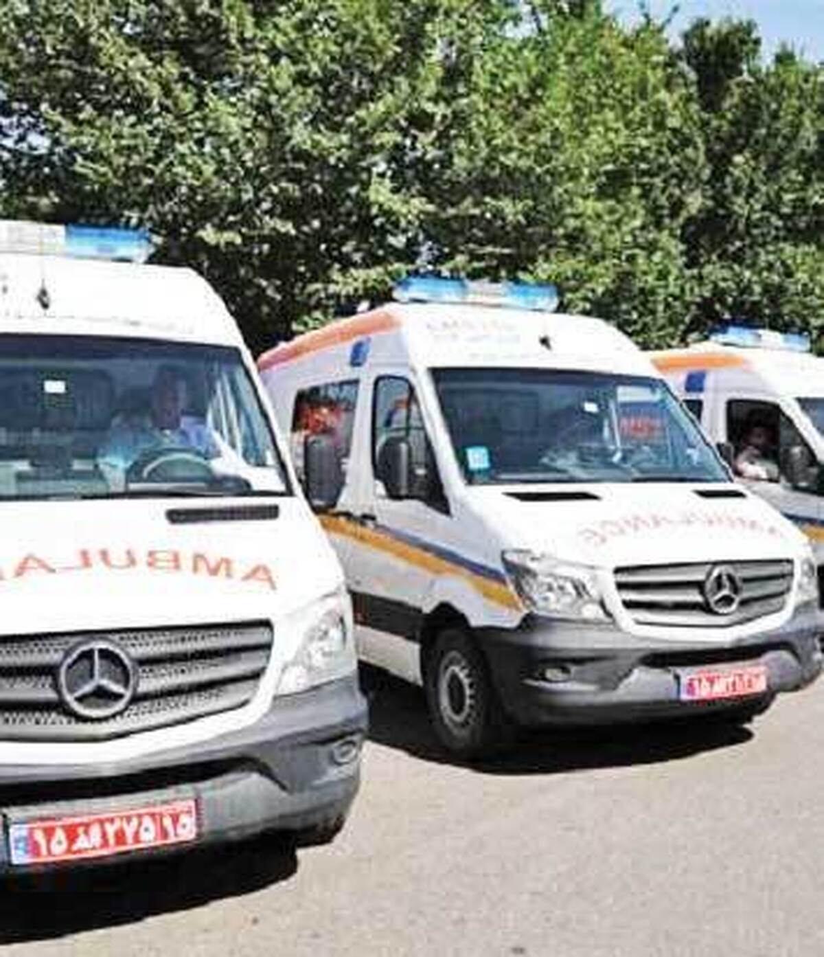 استقرار بيش از ۴۰۰ دستگاه آمبولانس در مرز‌هاي اربعين