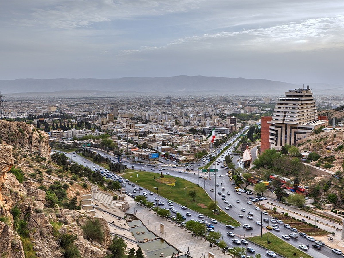 خارجی‌ ها چگونه در ایران خانه می‌خرند؟