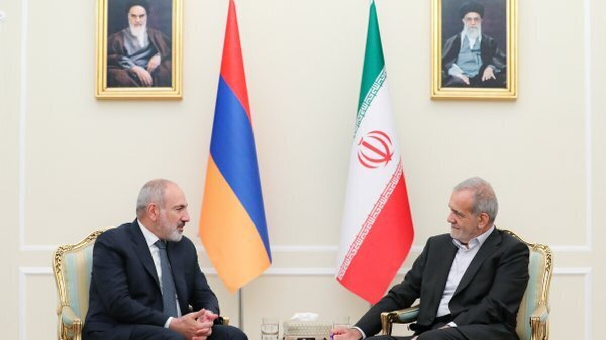 تقویت روابط با همسایگان از اولویت‌های سیاست خارجی ایران است